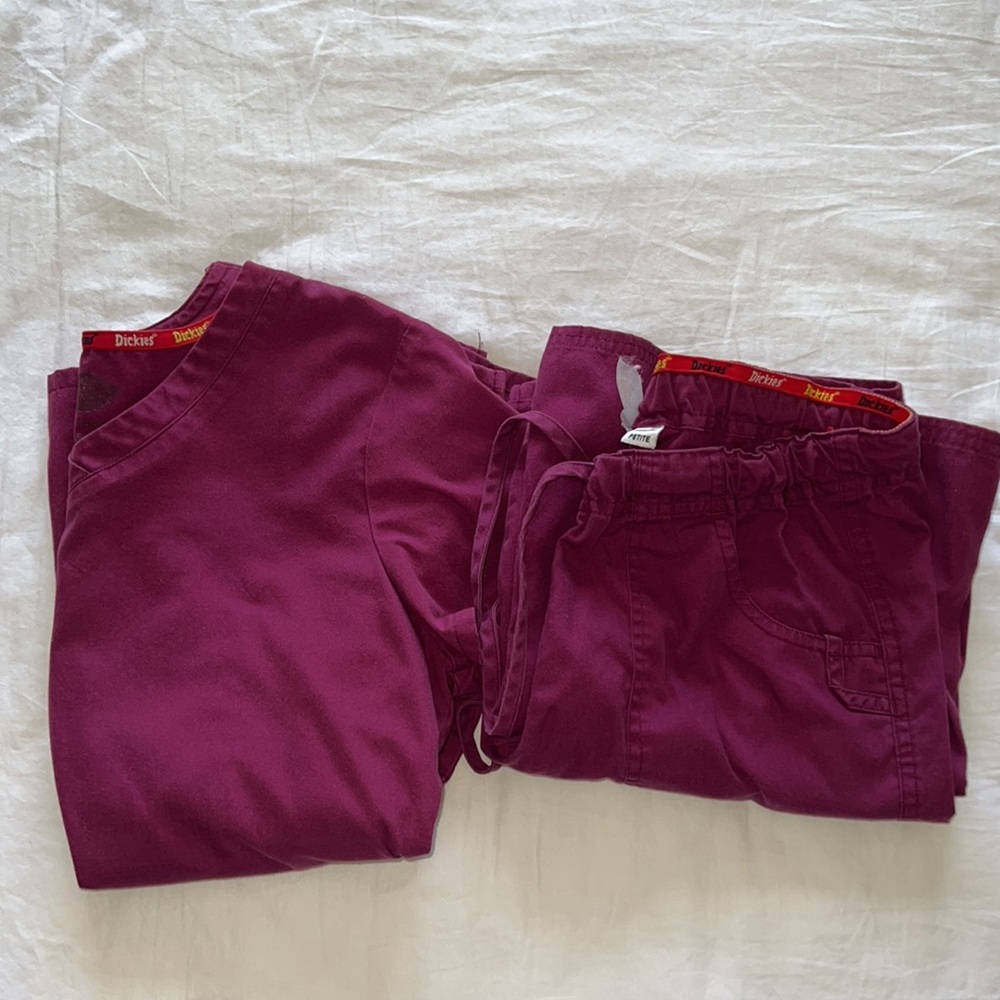 Dickies scrub set